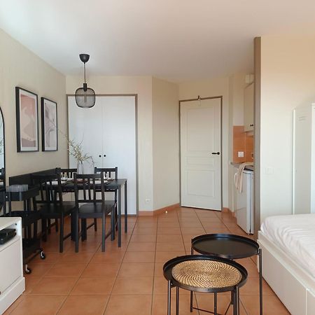 T1 Bis Avec Piscine Vue Golf Et Montagnes Apartment Arcangues Exterior photo